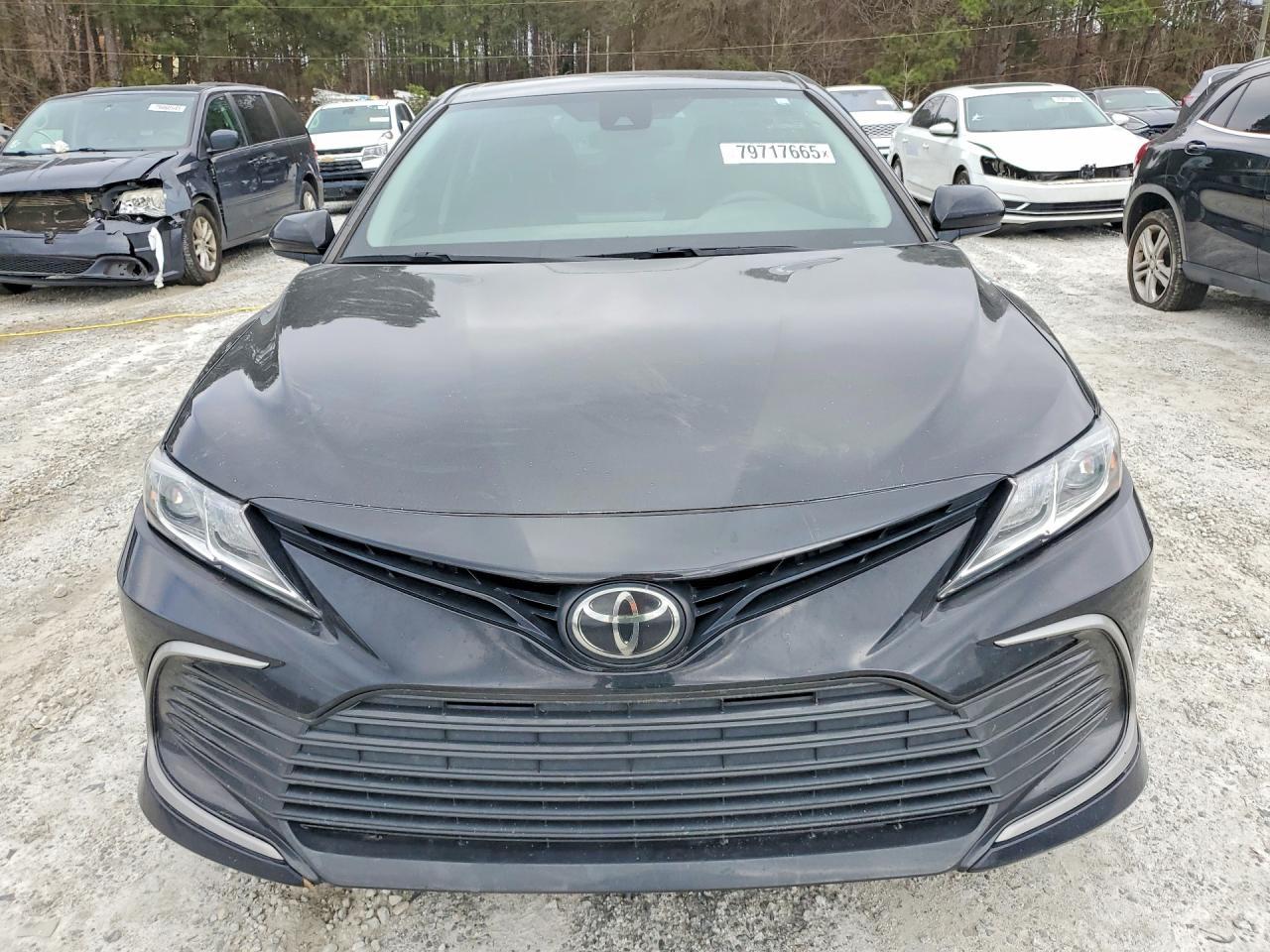 2023 Toyota Camry le
