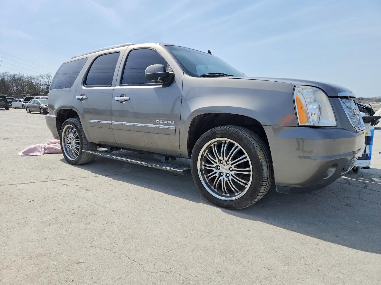 2012 GMC Yukon Denali