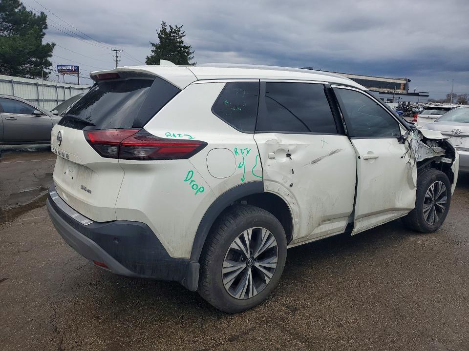 2022 Nissan Rogue sv