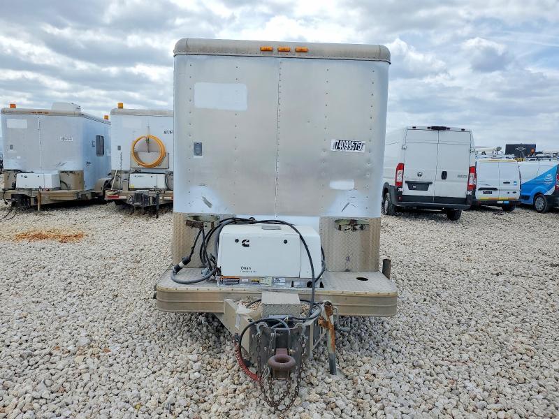2000 Featherlite Mfg Inc 2000 Featherlite Fiber Optic Splicing Trailer