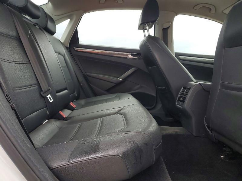 2016 Volkswagen Passat se