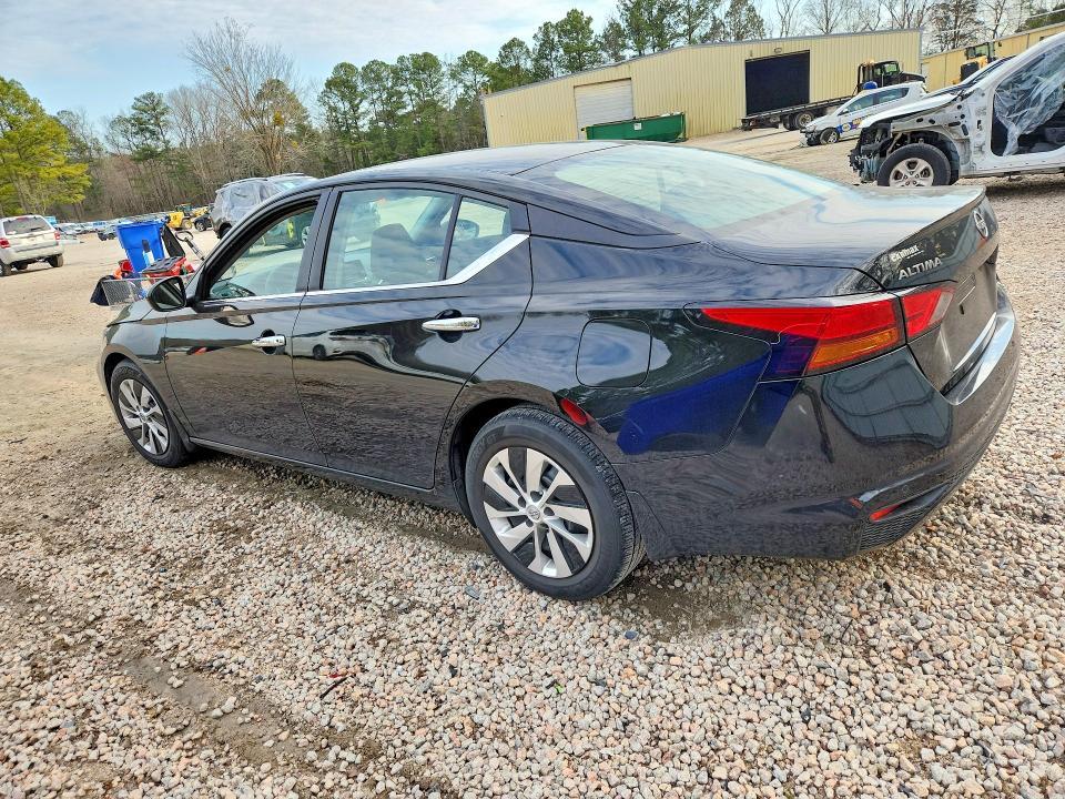 2023 Nissan Altima 2.5 s