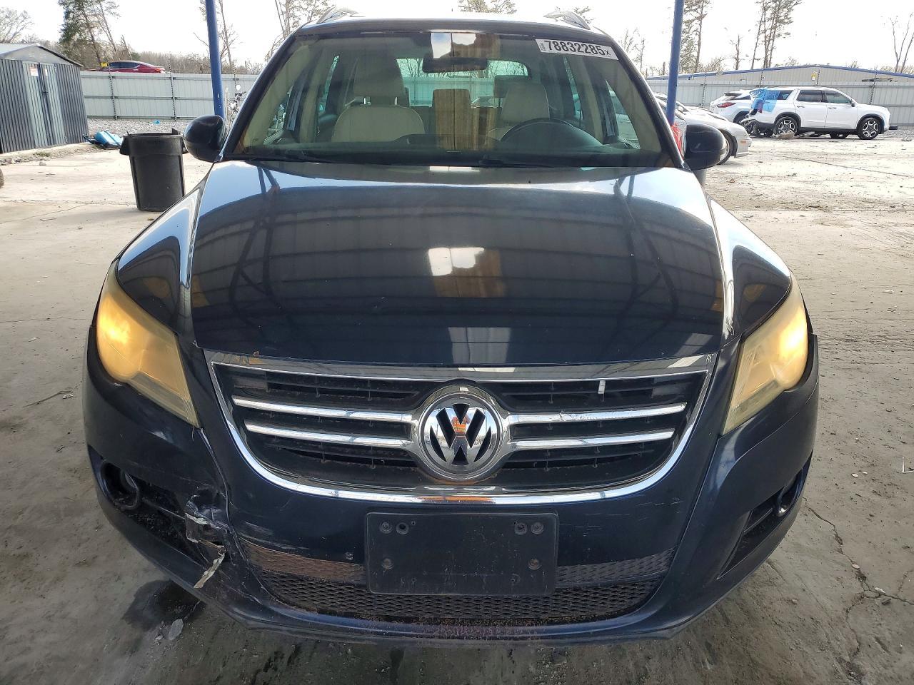 2011 Volkswagen Tiguan s