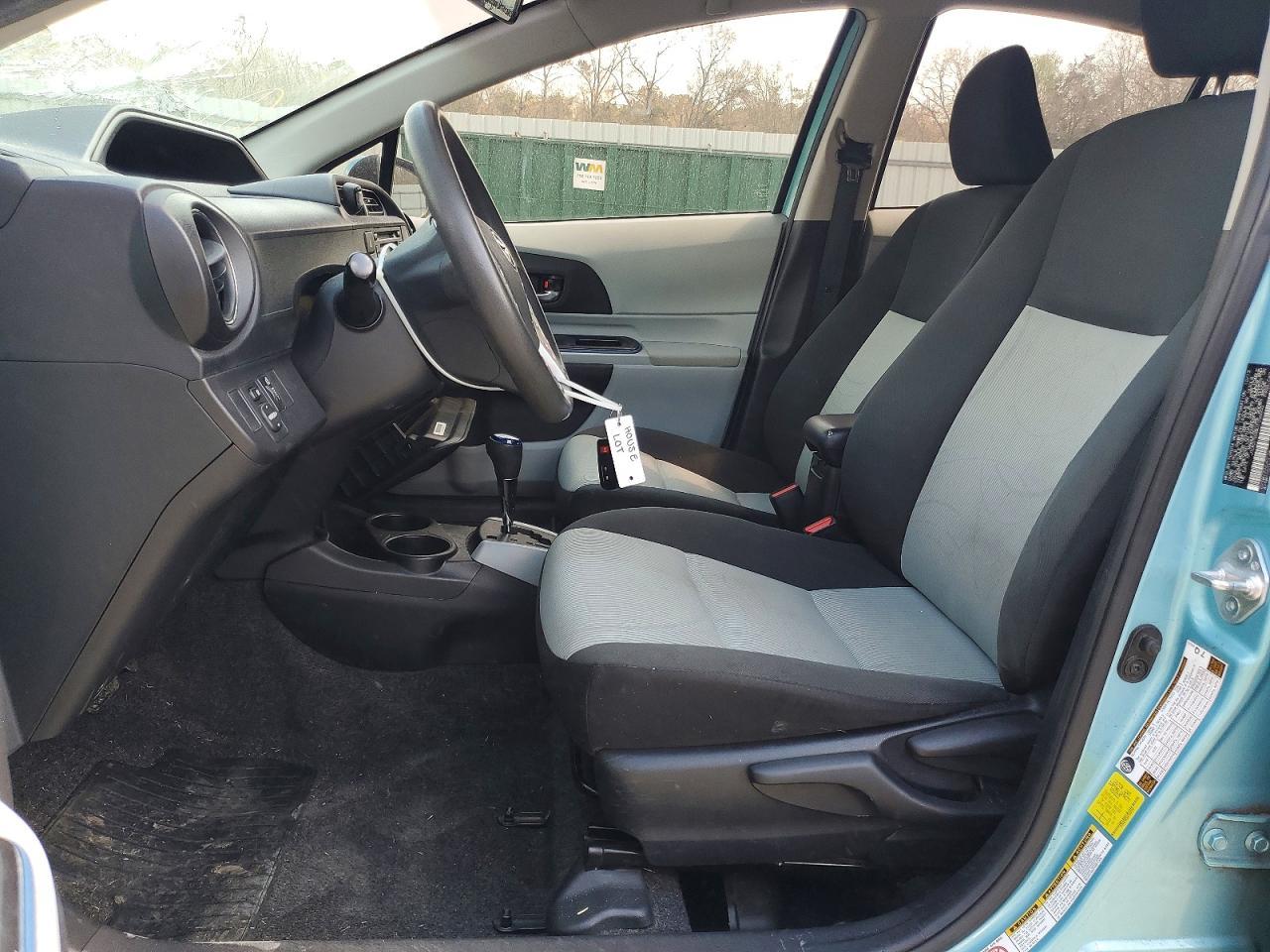 2013 Toyota Prius c Three