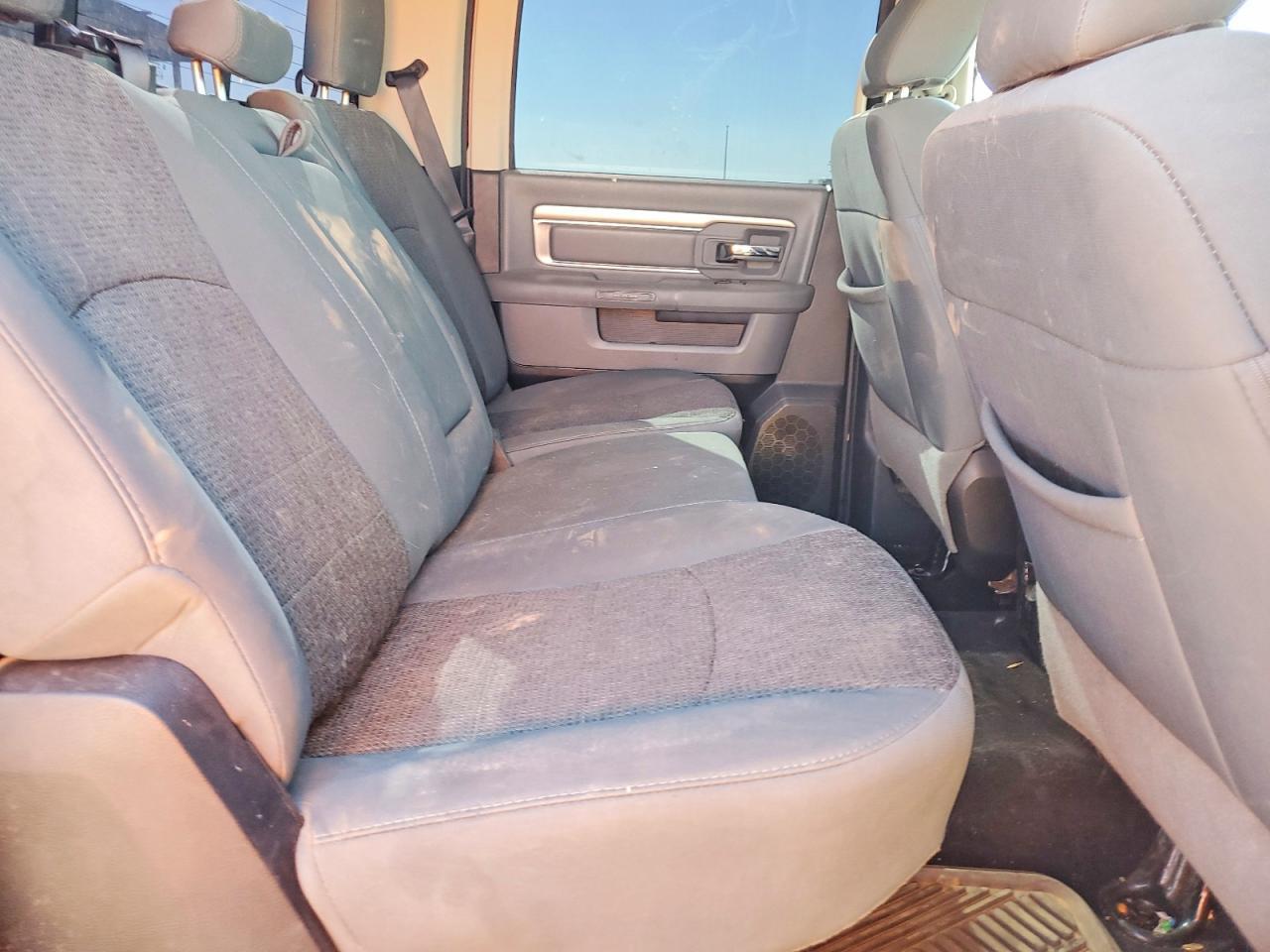 2016 Dodge RAM 1500 SLT