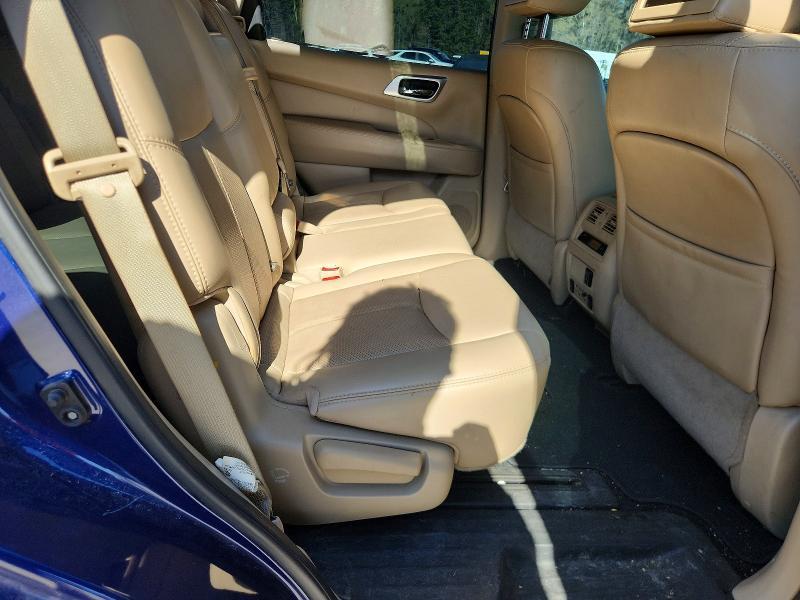 2017 Nissan Pathfinder Platinum