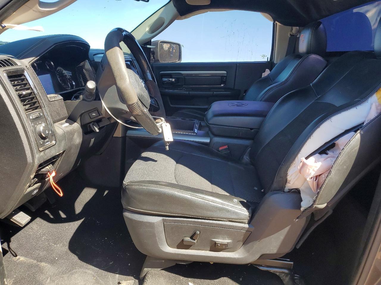 2014 Dodge RAM 1500 Sport