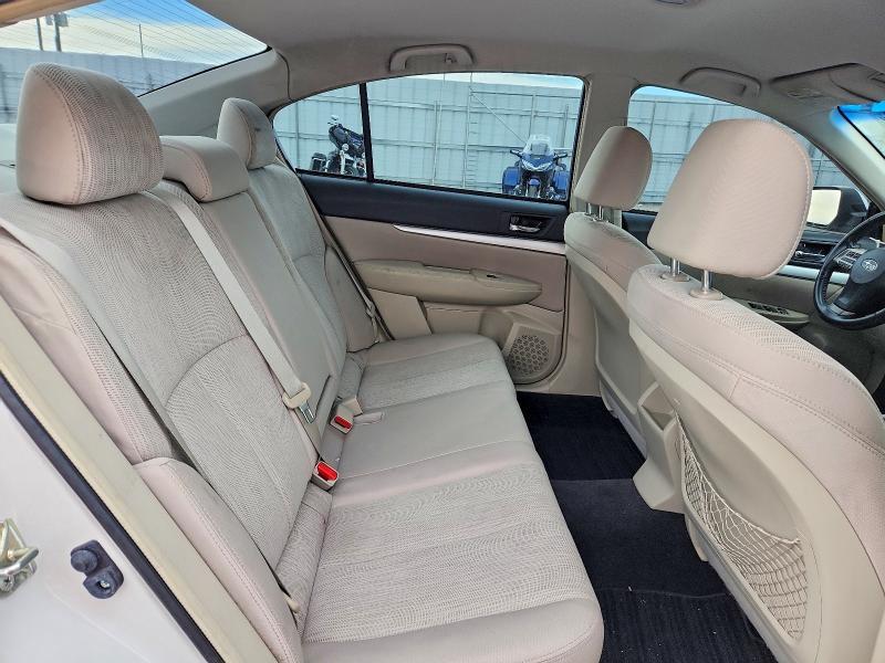 2014 Subaru Legacy 2.5i Premium