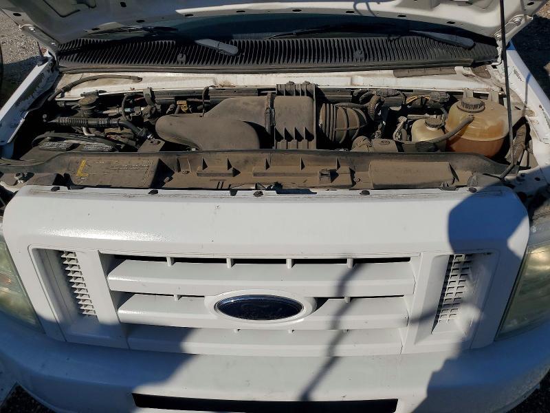 2009 Ford E350 BOX Truck