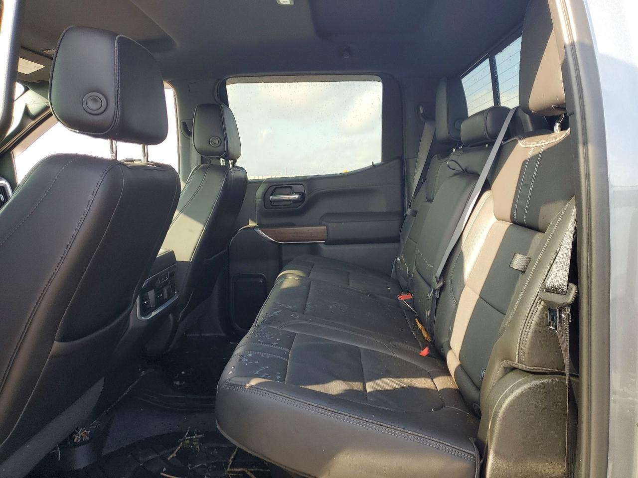 2019 Chevrolet Silverado K1500 High Country