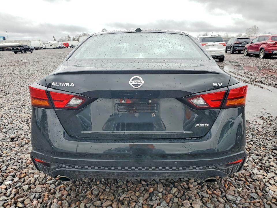 2019 Niss Altima 2.5 sv