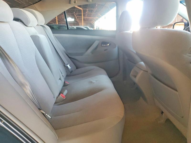 2010 Toyota Camry dx a