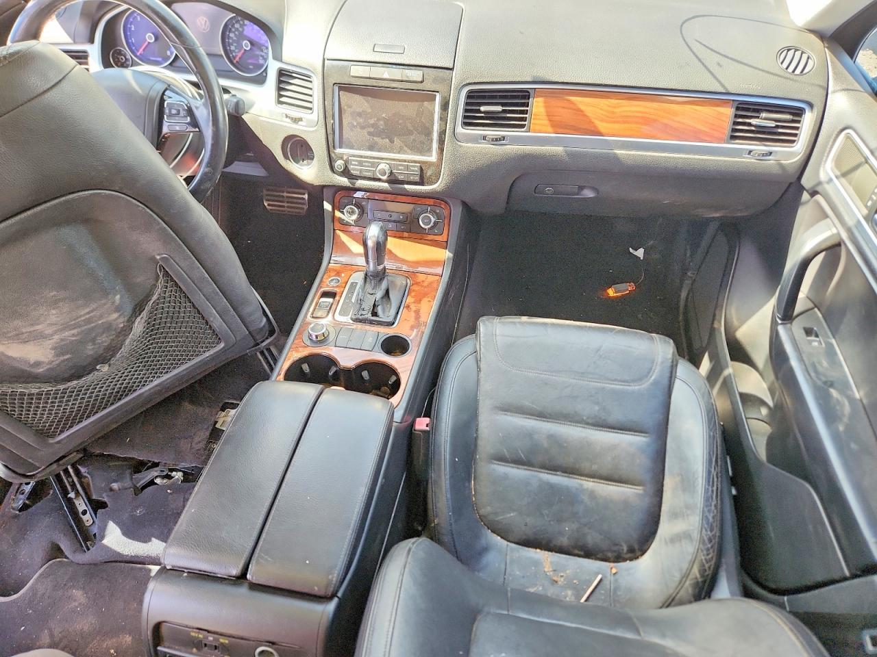 2011 Volkswagen Touareg Hybrid