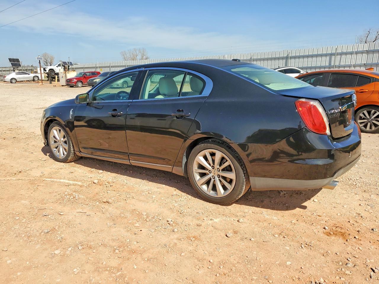 2009 Lincoln MKS