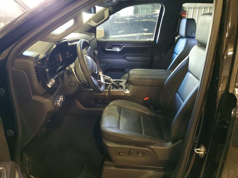 2024 GMC Sierra K1500 SLT