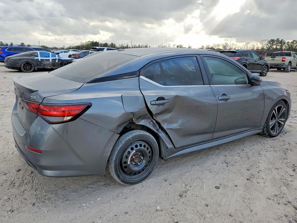 2023 Nissan Sentra sr