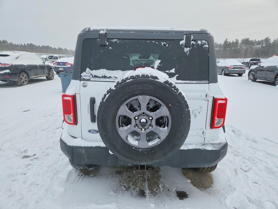 2023 Ford Bronco Base