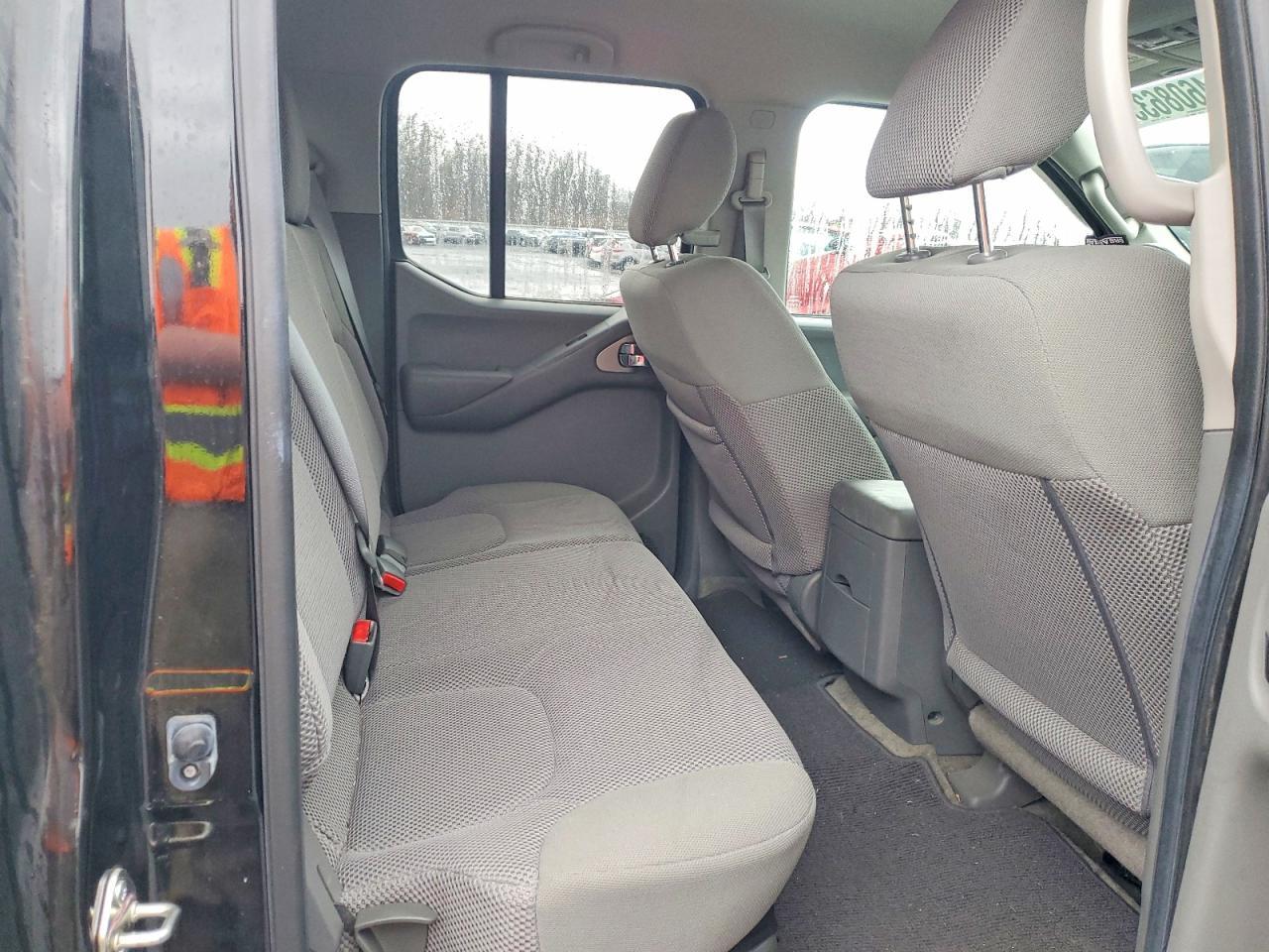 2017 Nissan Frontier SV