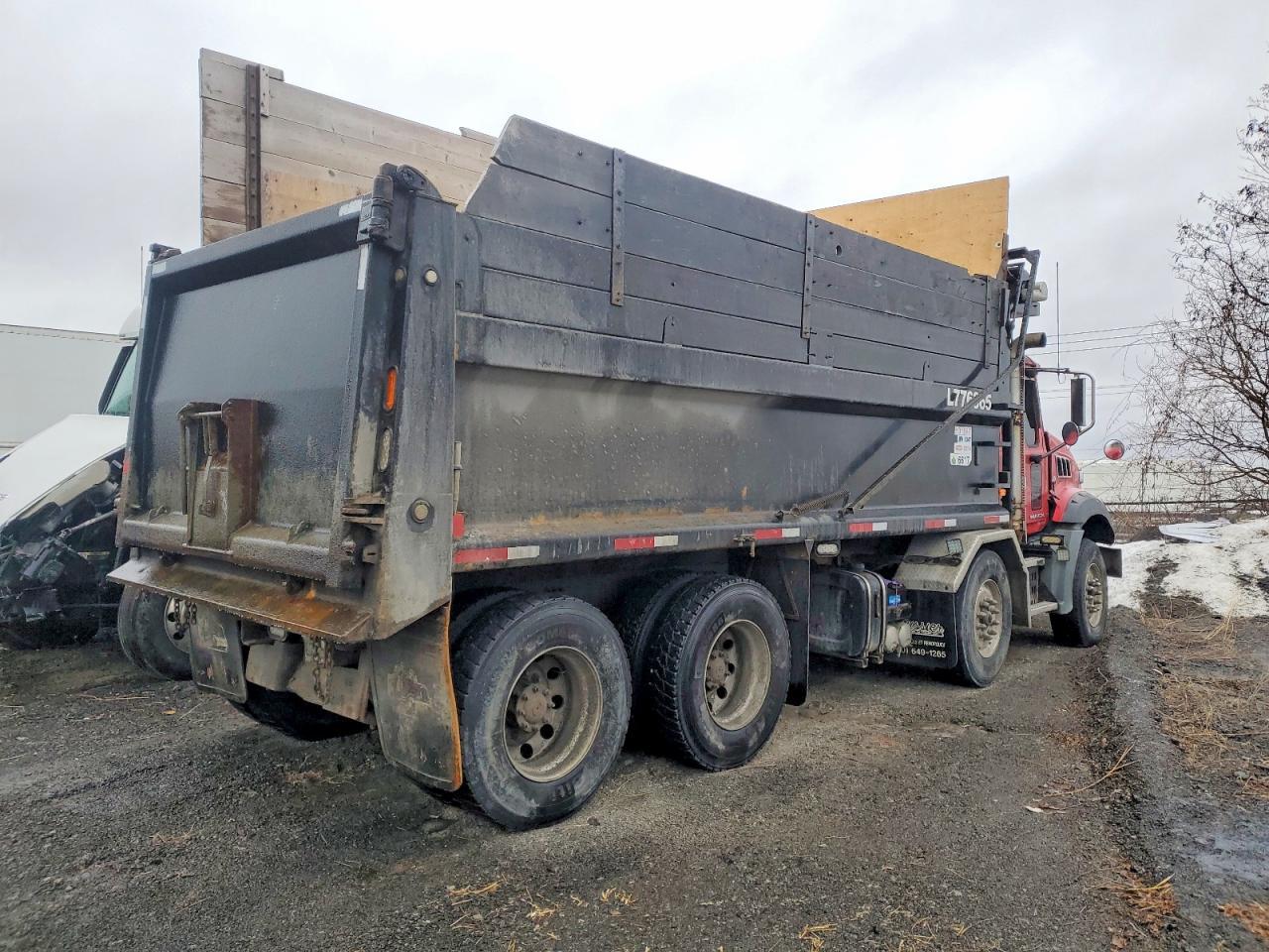 2010 Mack 12 Roues Mack 12 Roues