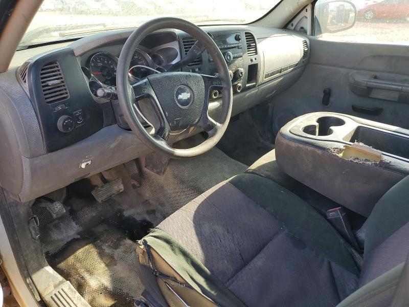 2009 Chevrolet Silverado Flatbed Truck