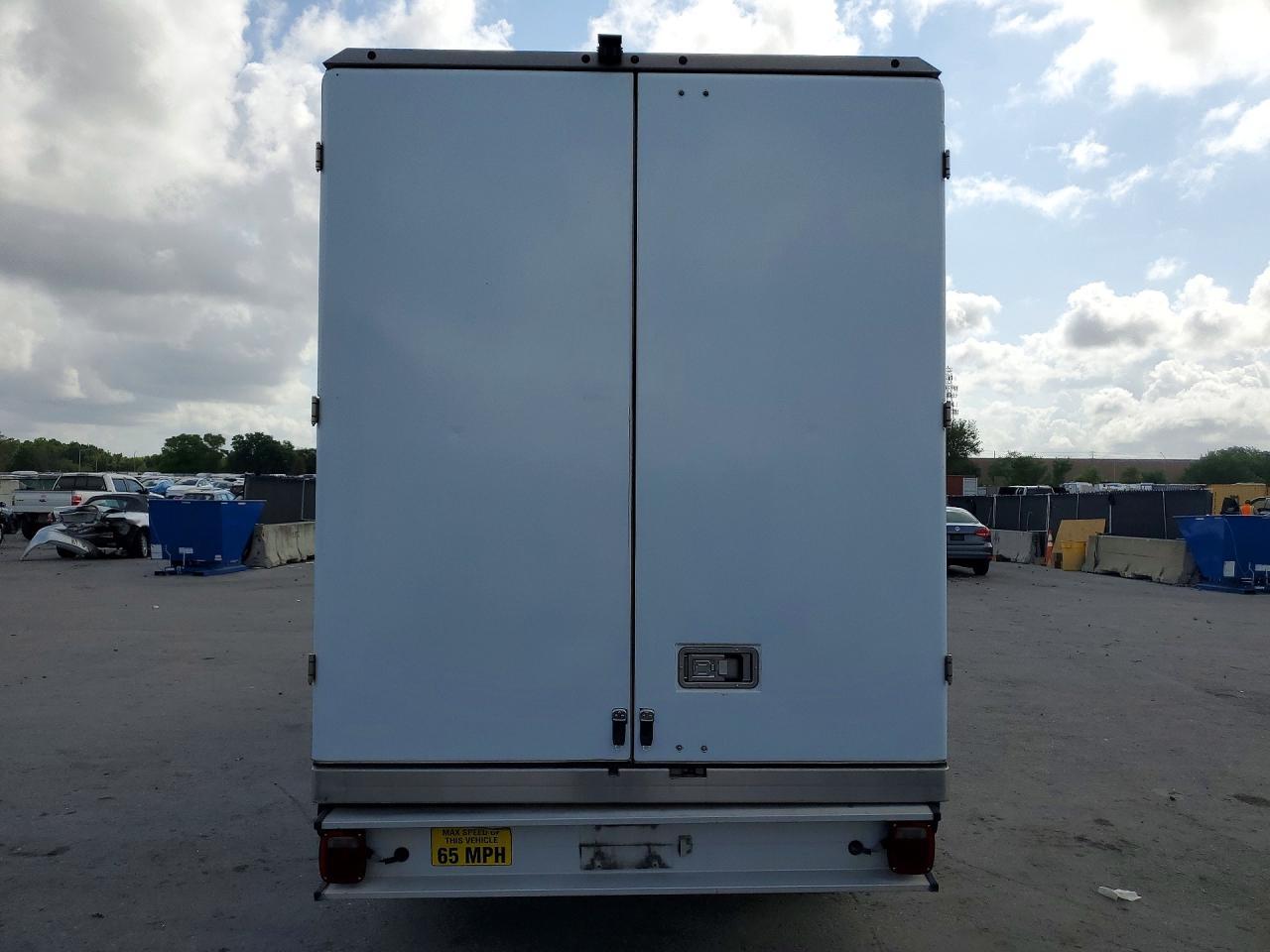 2020 Ford Transit Delivery Truck
