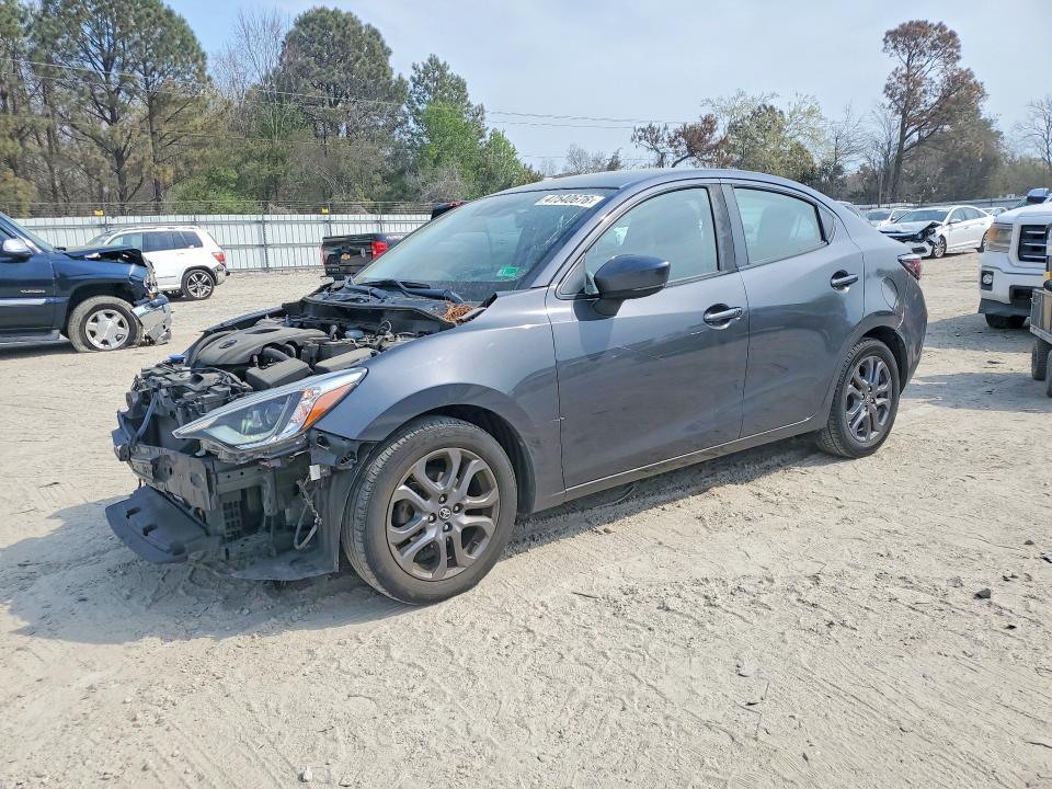 2019 Toyota Yaris xle