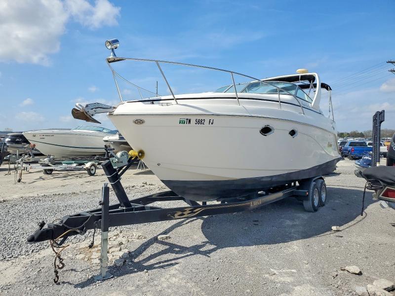 2003 Rinker Boat