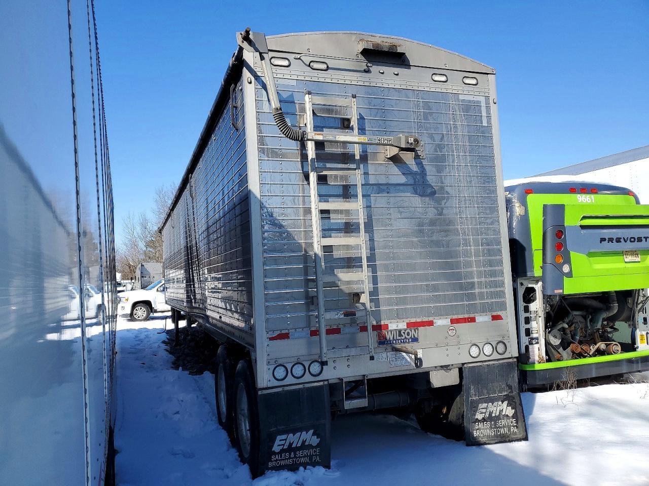 2020 Wilson Hogtrailer 2020 Wilson DWH-650B Grain Trailer