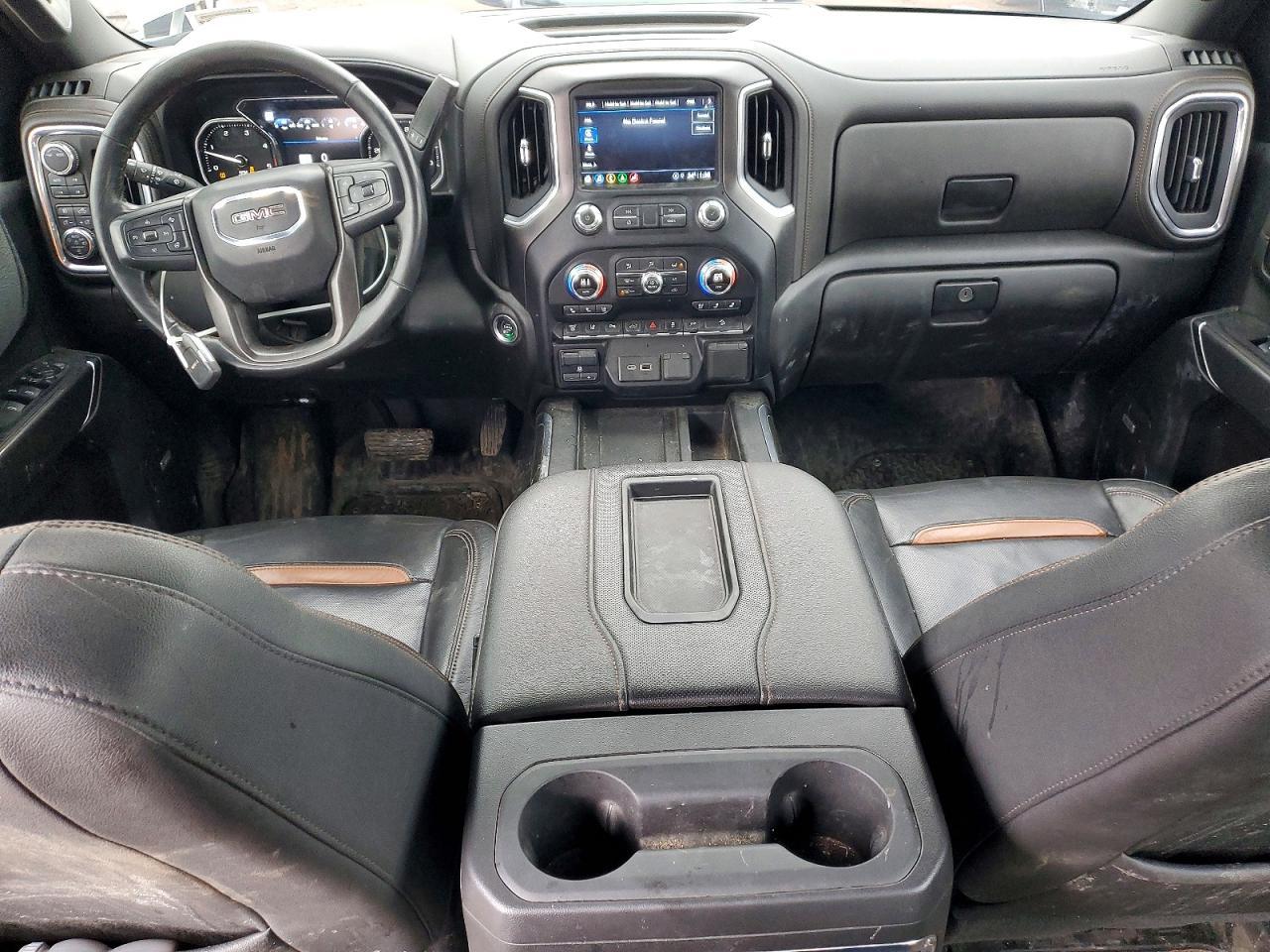 2022 GMC Sierra K2500 AT4