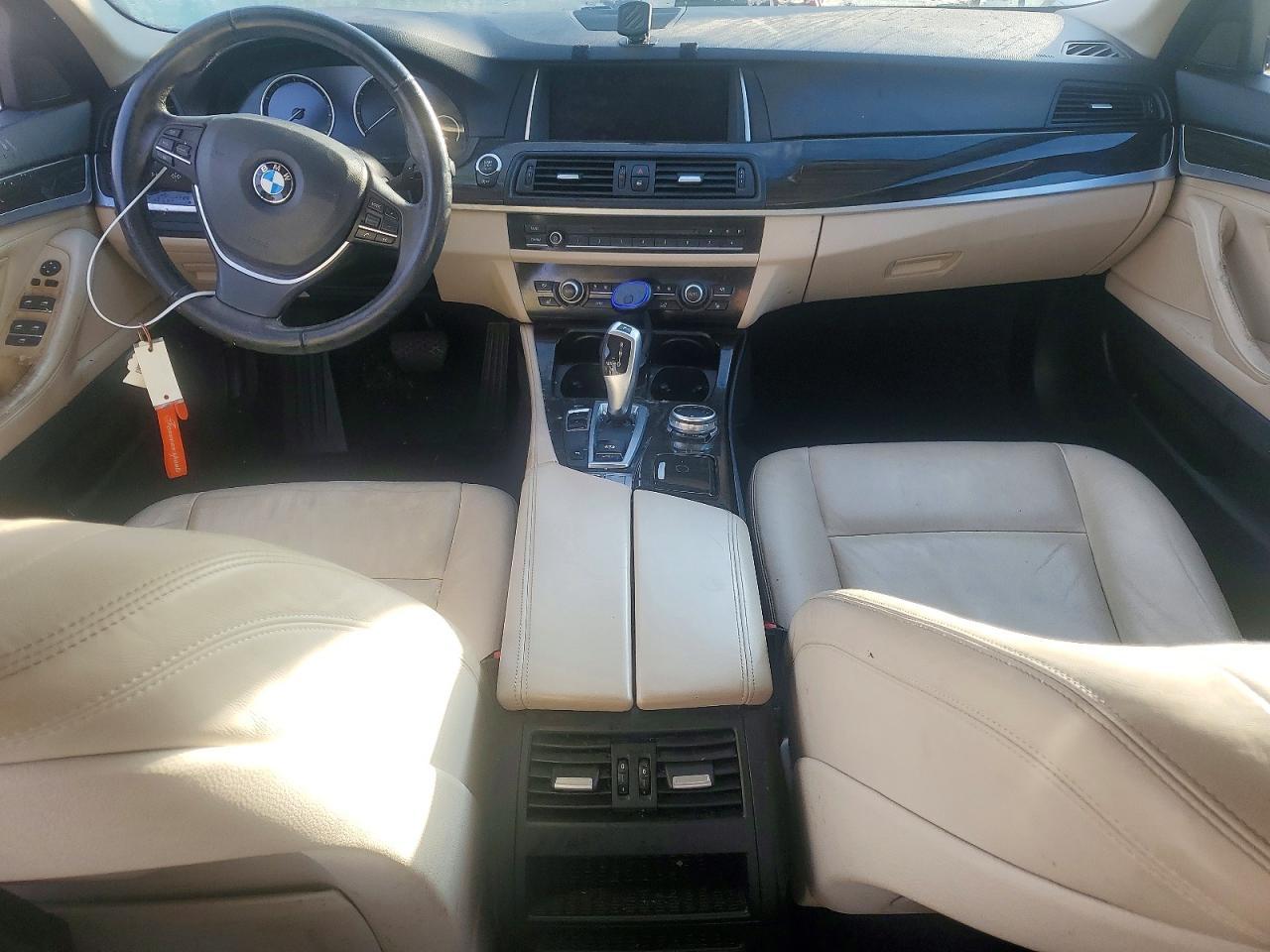 2015 BMW 528 i