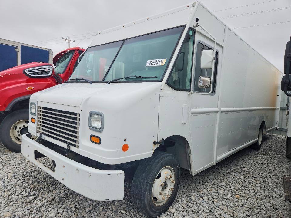 2013 Freightliner MT45G Delivery Truck