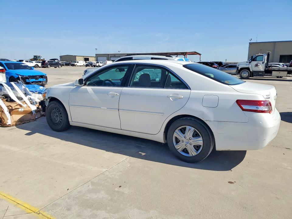 2011 Toyota Camry le