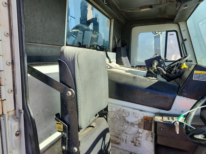 2010 Mack LEU613 Refuse Truck