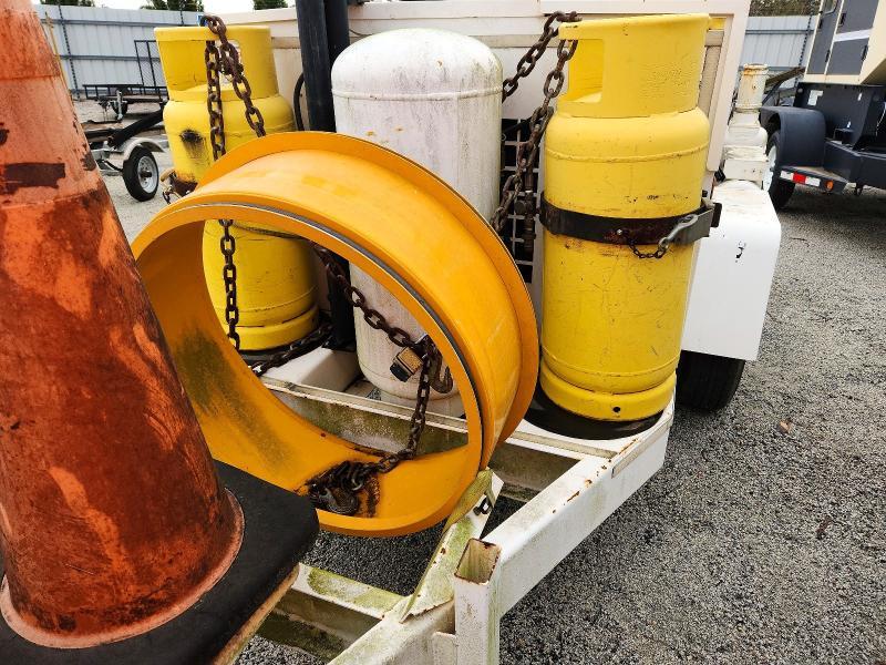 2004 Team Fenex Manhole Support Trailer