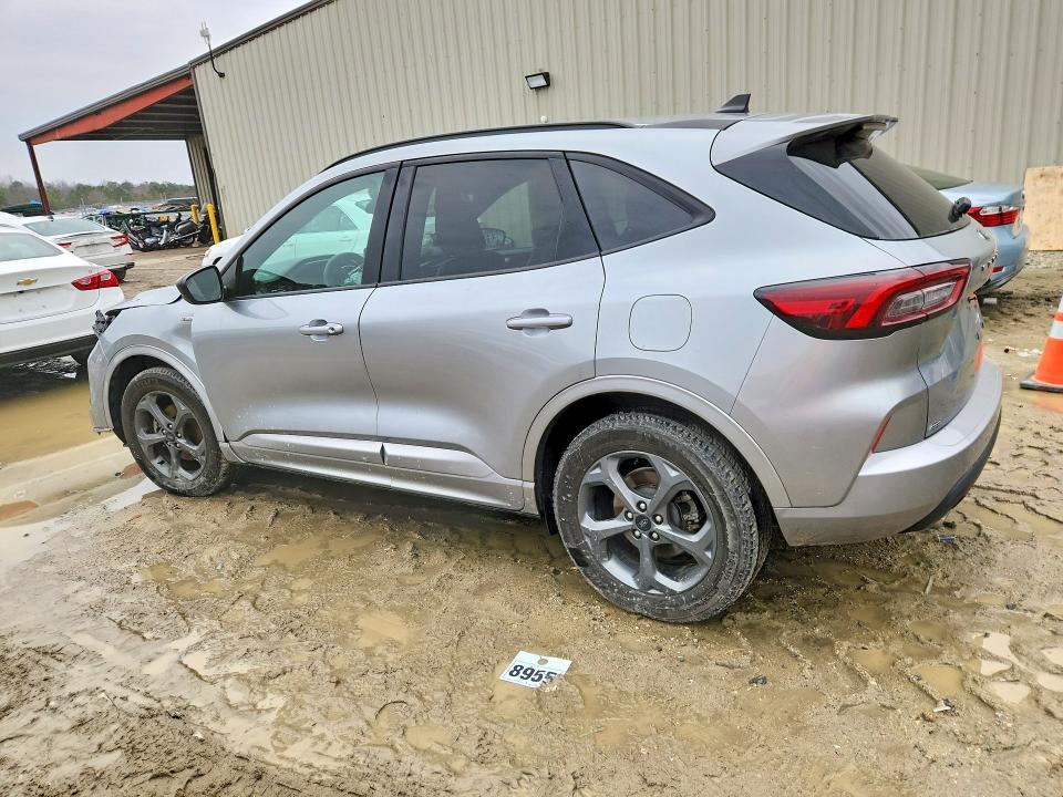 2023 Ford Escape st Line