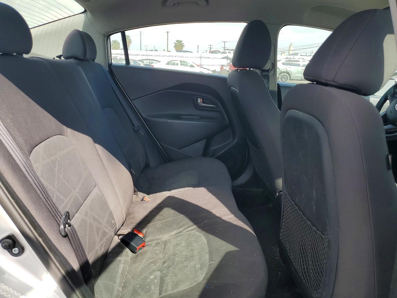 2015 KIA Rio lx
