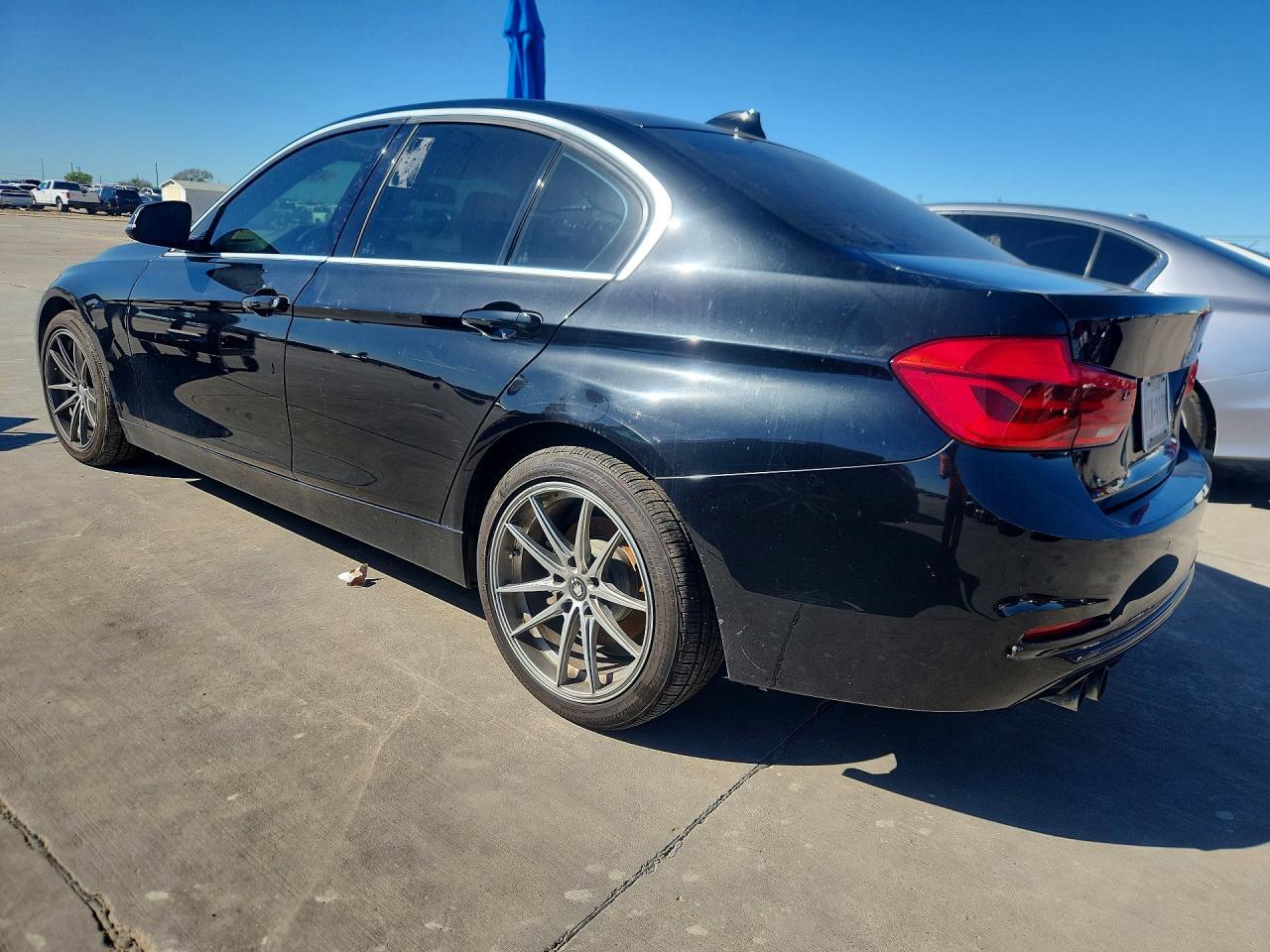 2017 BMW 330 i