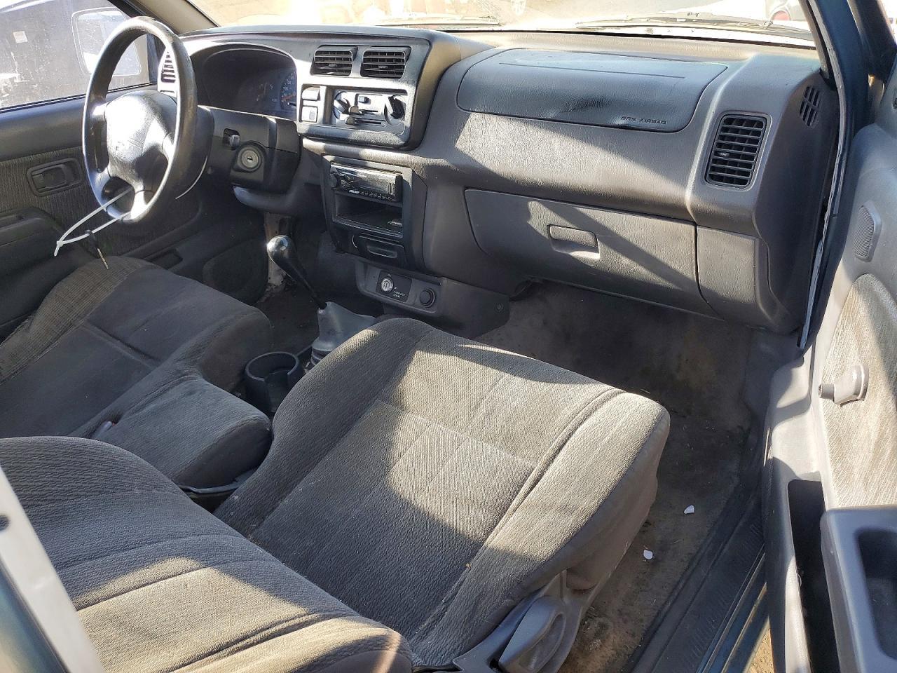 1999 Nissan Frontier