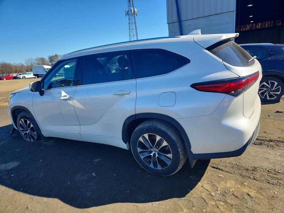 2021 Toyota Highlander xle