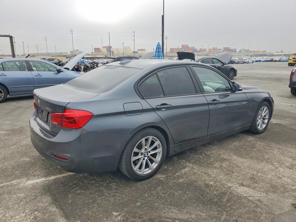 2017 BMW 320 i