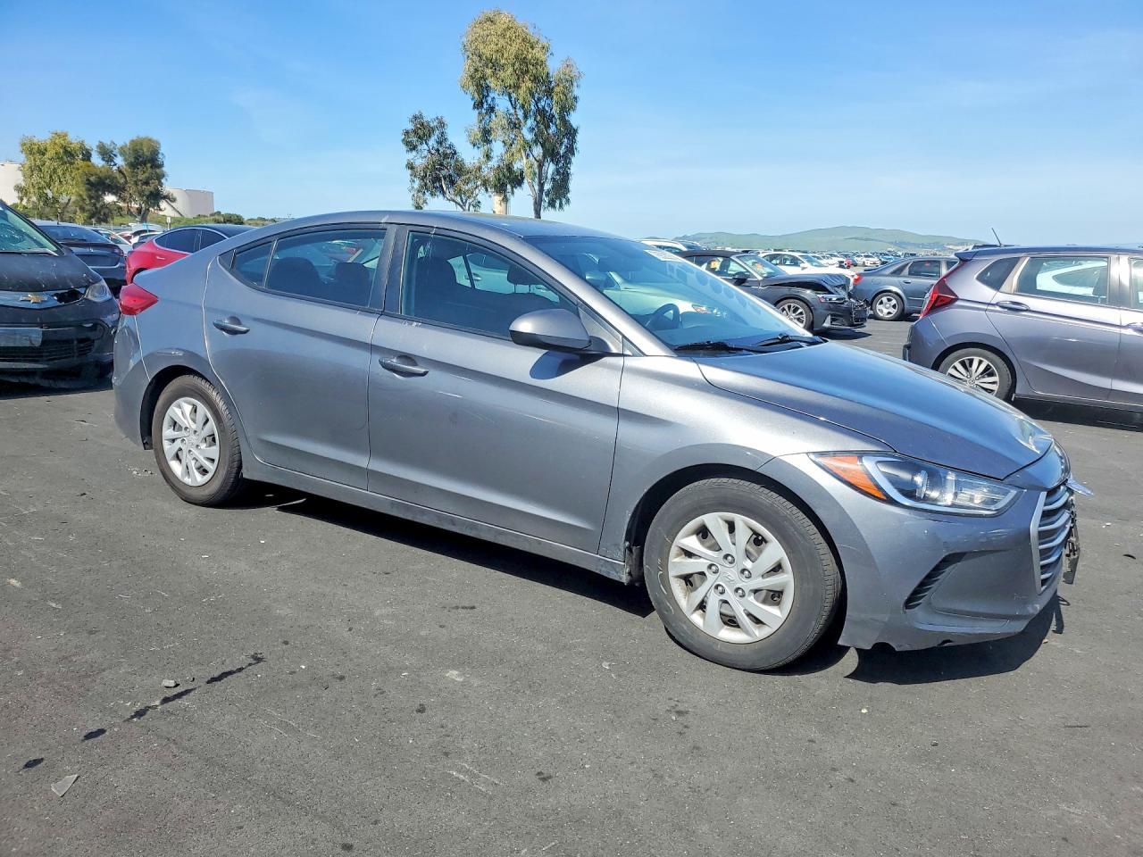 2018 Hyundai Elantra se