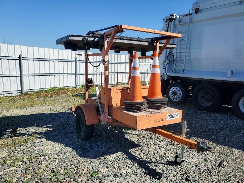 2001 Urwi 2001 TRI-CITY Boat Dock Arrow Board Trailer