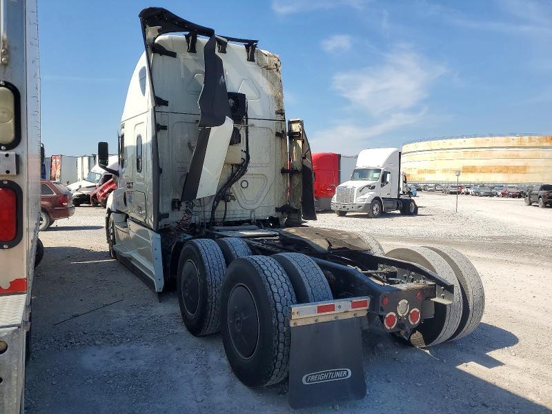 2022 Freigliner 2022 Freightliner Cascadia 126 Semi Truck
