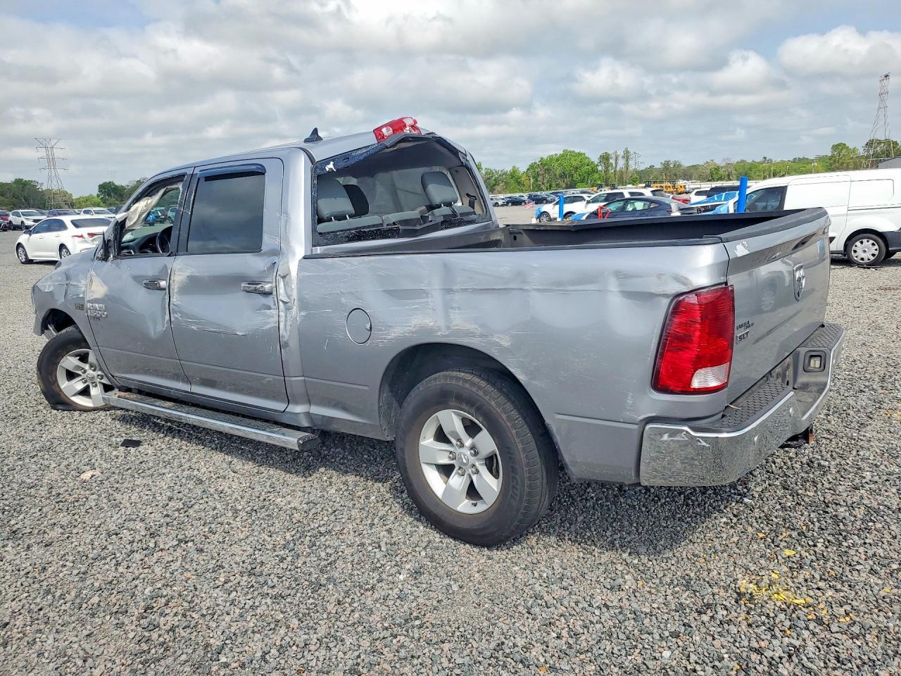 2020 Dodge RAM 1500 Classic SLT