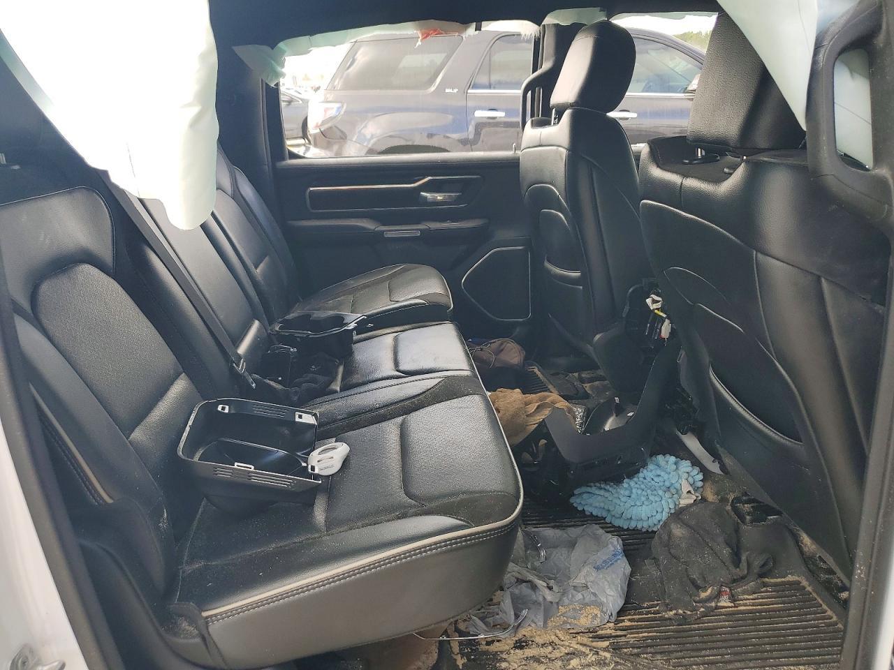 2022 Dodge 1500 Laramie