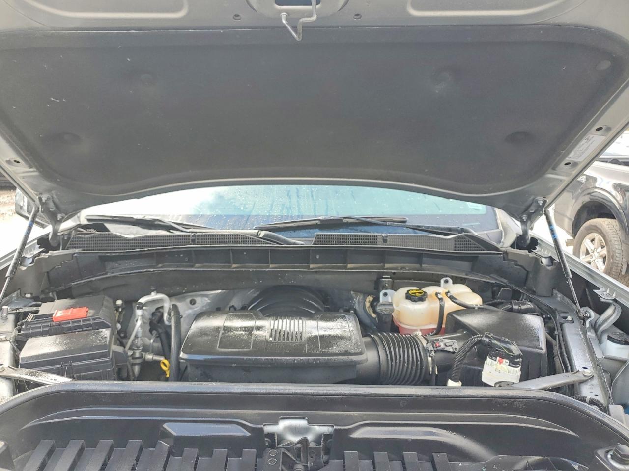 2025 GMC Sierra K1500 SLT