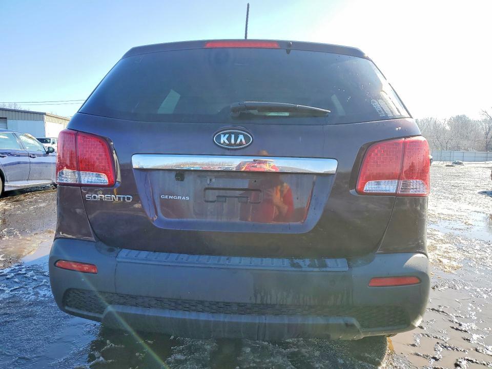 2011 KIA Sorento lx