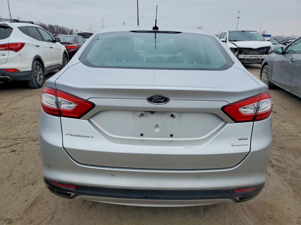 2016 Ford Fusion se