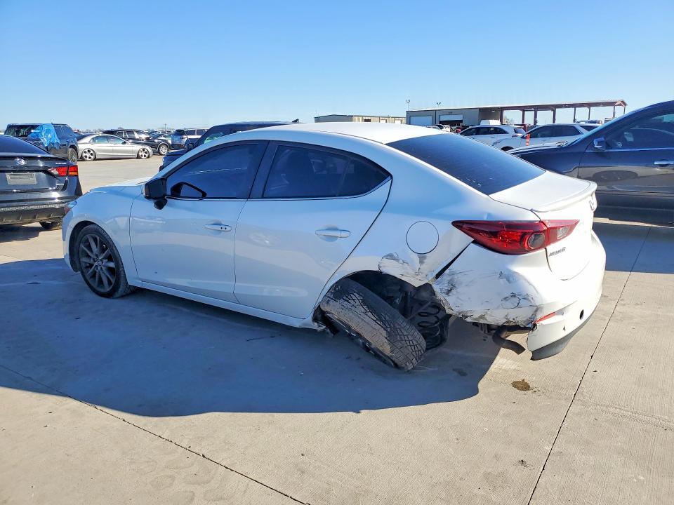 2018 Mazda 3 Touring