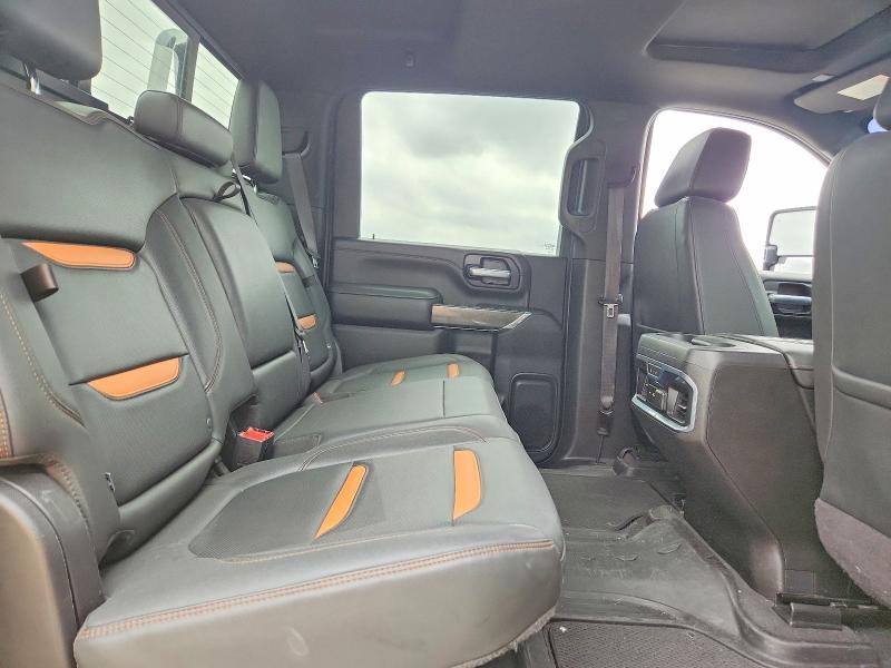 2021 GMC Sierra K2500 AT4